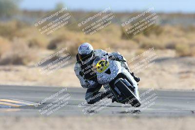 media/Nov-16-2024-CVMA (Sat) [[0e4bb1f32f]]/Race 9-Amateur Supersport Middleweight/